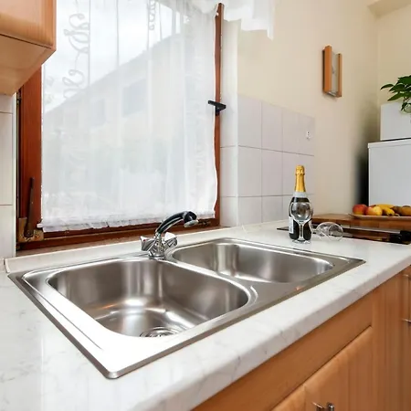 Sandra Apartment