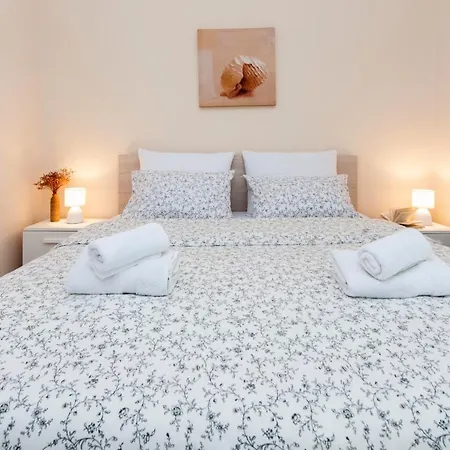 Sandra Apartment